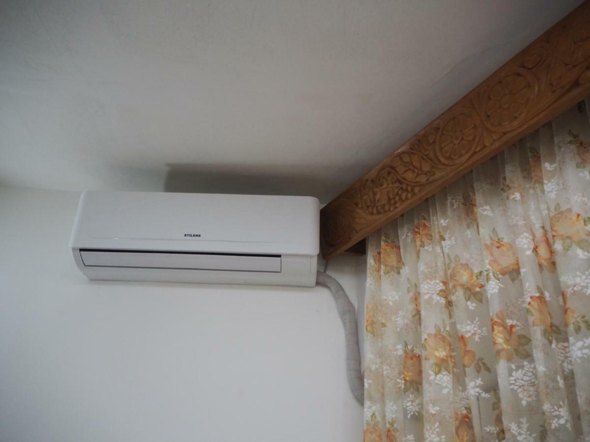 Jeki'S Apartment In Old Tbilisi Ngoại thất bức ảnh